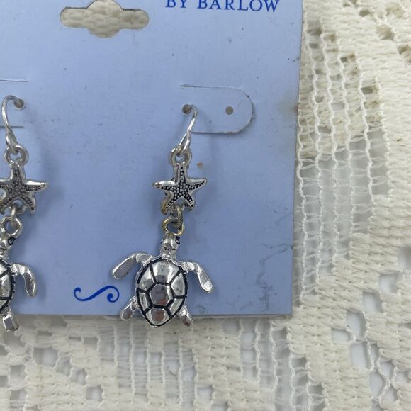 Periwinkle by Barlow Silver Tone Sea Turtle Dangle Earrings - Picture 2 of 3